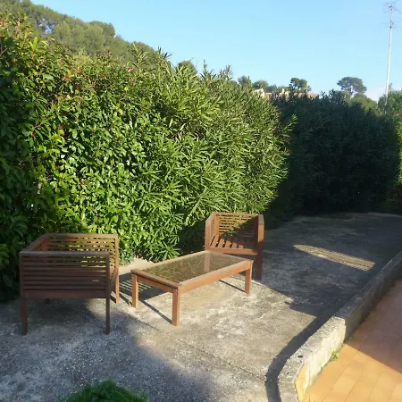Сasa de vacaciones Les Fees-1 By Interhome *
